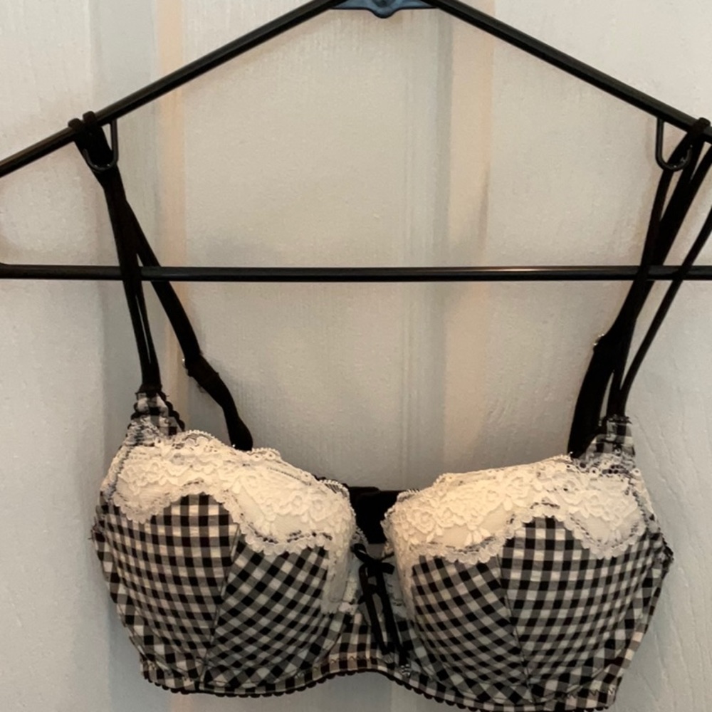 Victoria’s Secret Bra